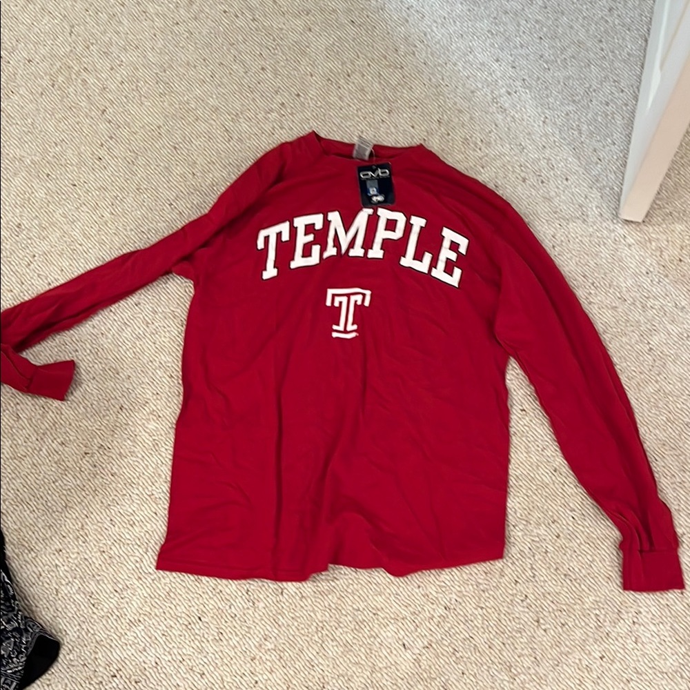 Gildan Red Long Sleeve Tee